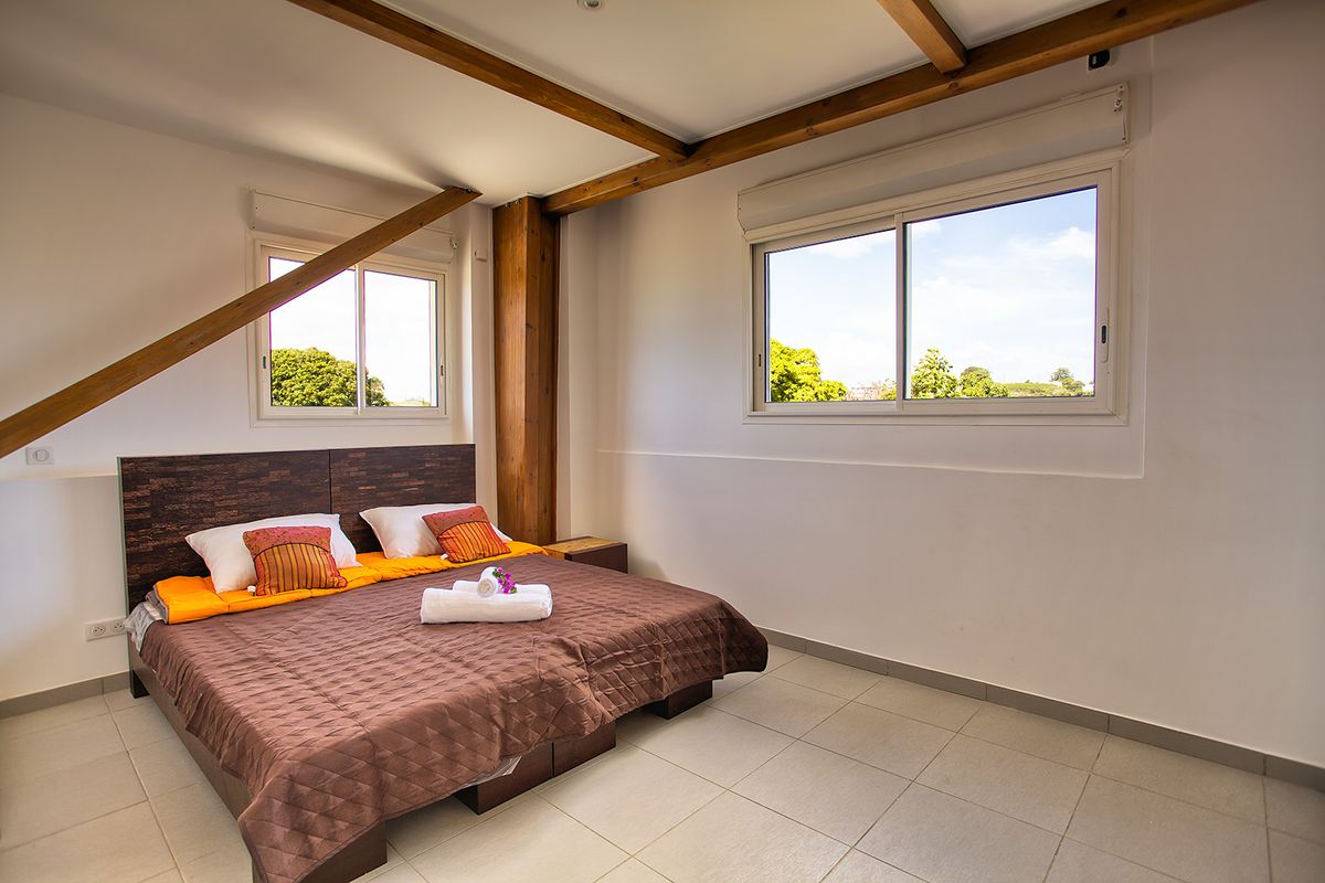Phare away suite RDC
